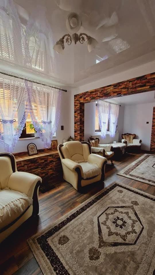 Pensiunea Rustic Oncesti Exterior photo