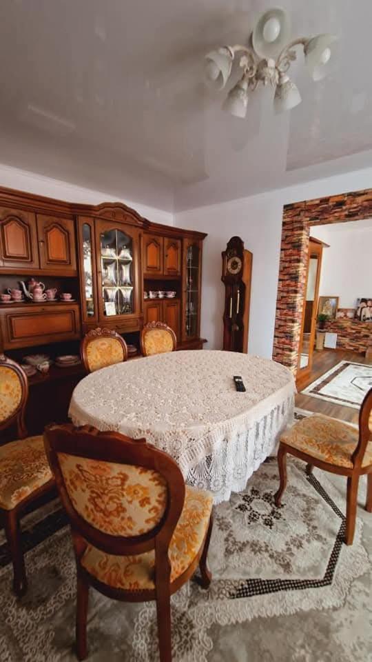 Pensiunea Rustic Oncesti Exterior photo