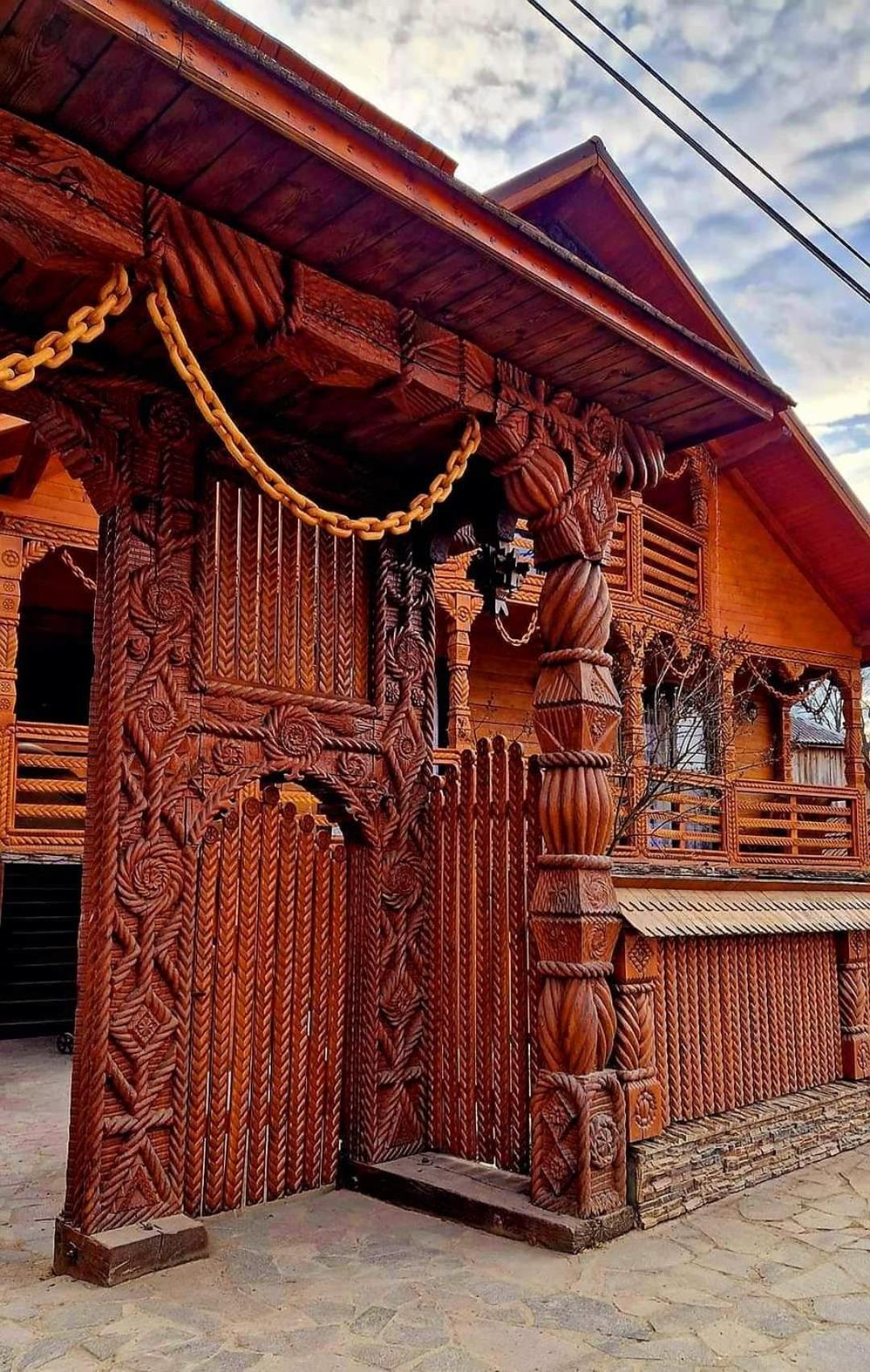 Pensiunea Rustic Oncesti Exterior photo